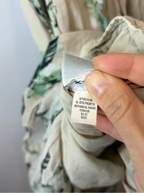 Banana Republic Maxi Dress with Green and Black Botanical Leaf Print Large Tall - Picture 9 of 10